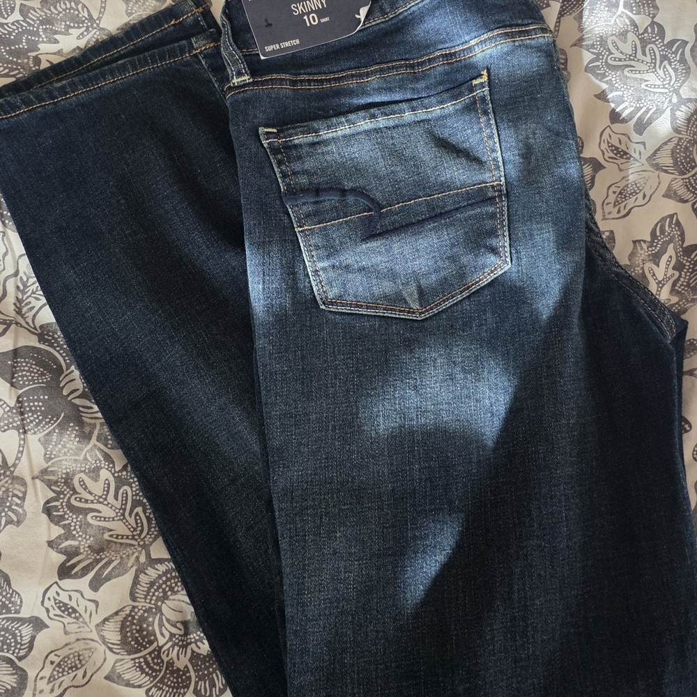 New American Eagle Skinny Jeans Size 10 short